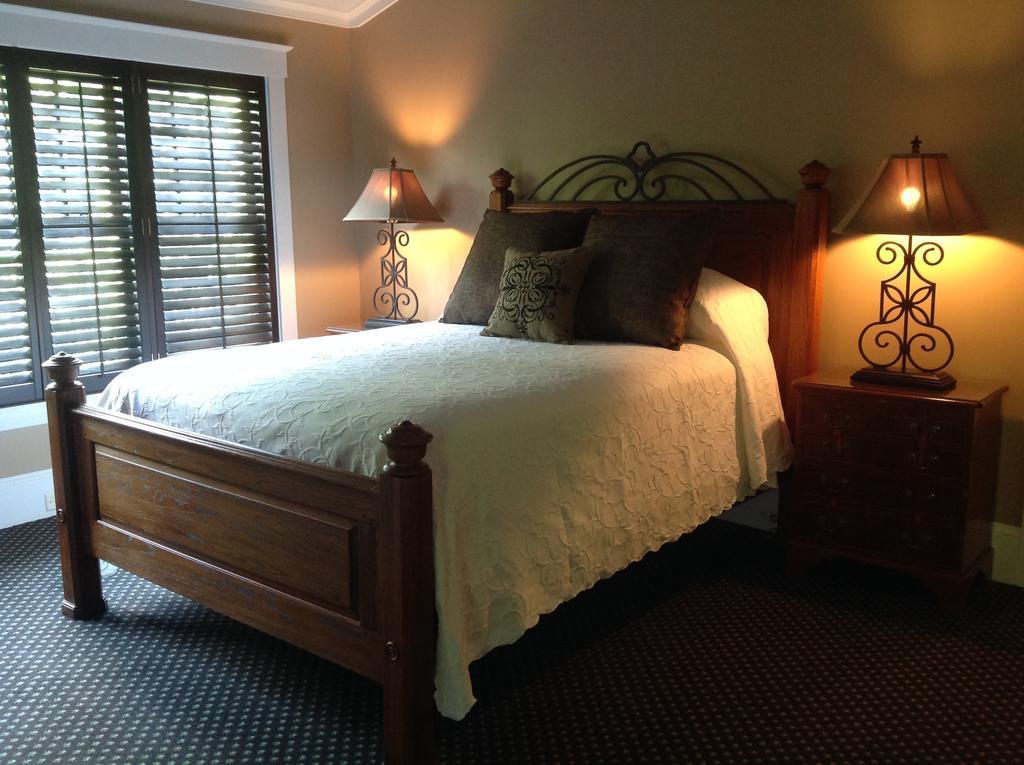 Om Sanctuary Holistic Retreat Hotel Asheville Exterior foto