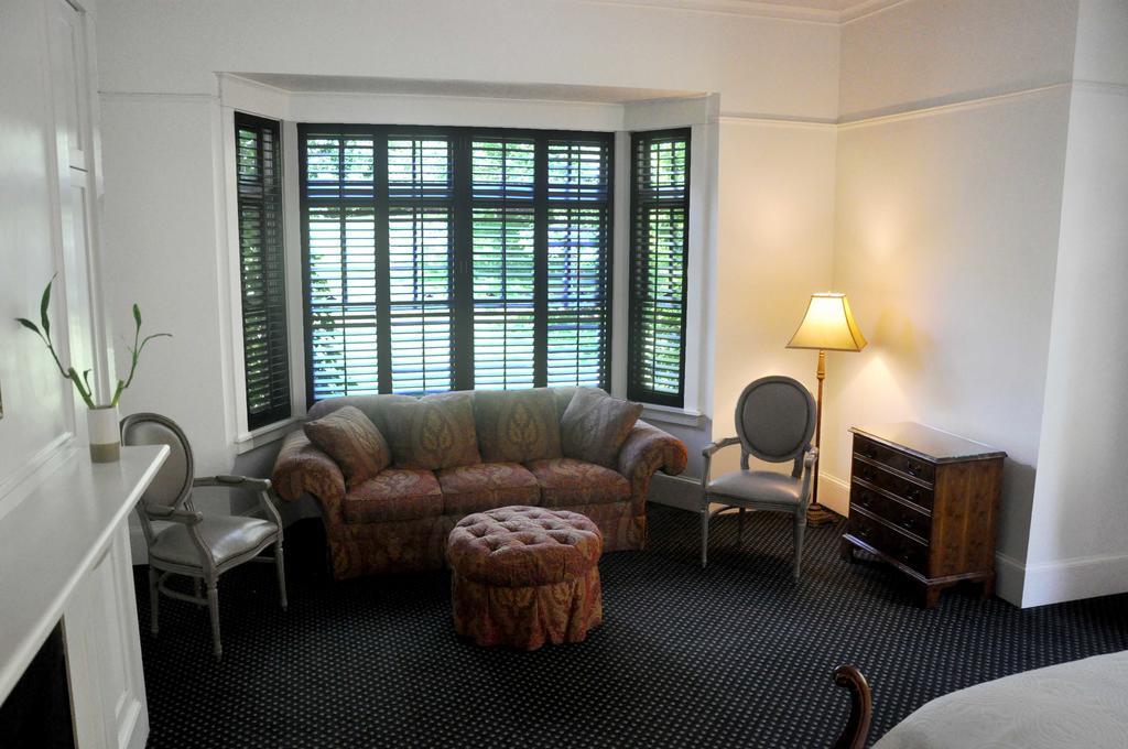 Om Sanctuary Holistic Retreat Hotel Asheville Exterior foto