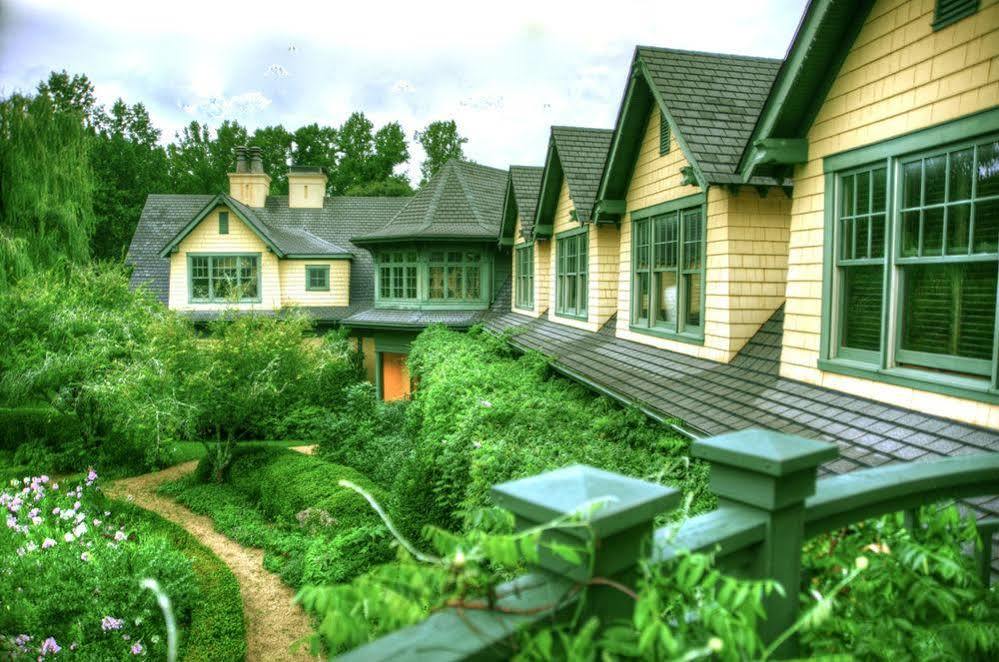 Om Sanctuary Holistic Retreat Hotel Asheville Exterior foto